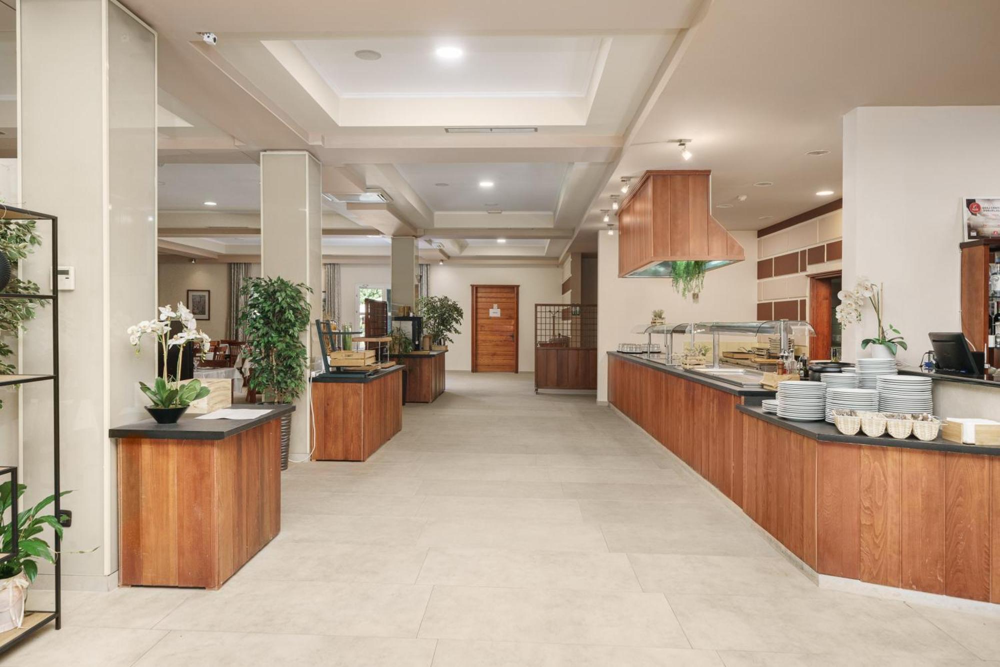 Hotel Vrata Krke Lozovac Ngoại thất bức ảnh