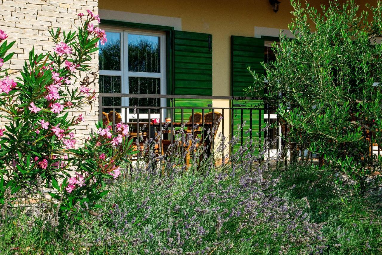 Hotel Vrata Krke Lozovac Ngoại thất bức ảnh